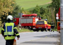 Kleidung Am Saaleufer In Jena Sorgt Fuer Rettungseinsatz 05